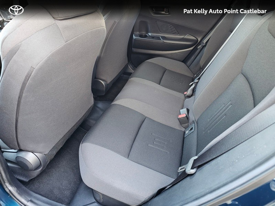 2025 Toyota C-HR - image 7