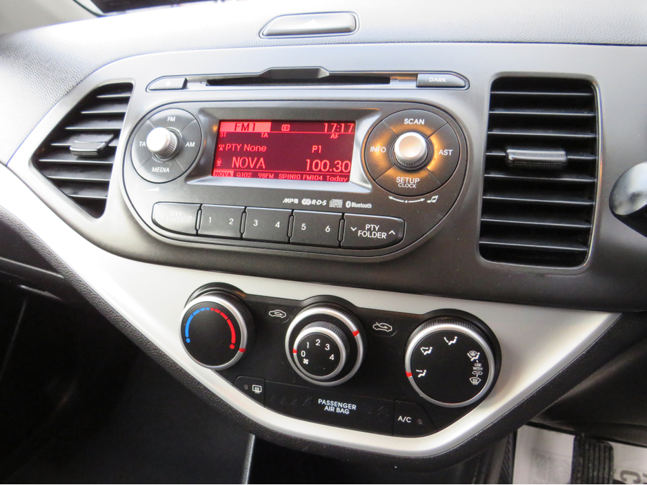 2011 Kia Picanto - image 14
