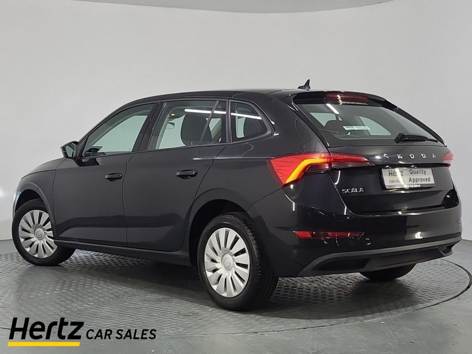 2024 Skoda Scala - image 3