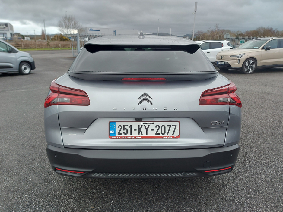 2025 Citroen C5X - image 4