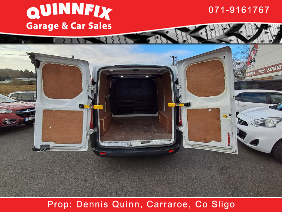 2020 Ford Transit Custom - image 5