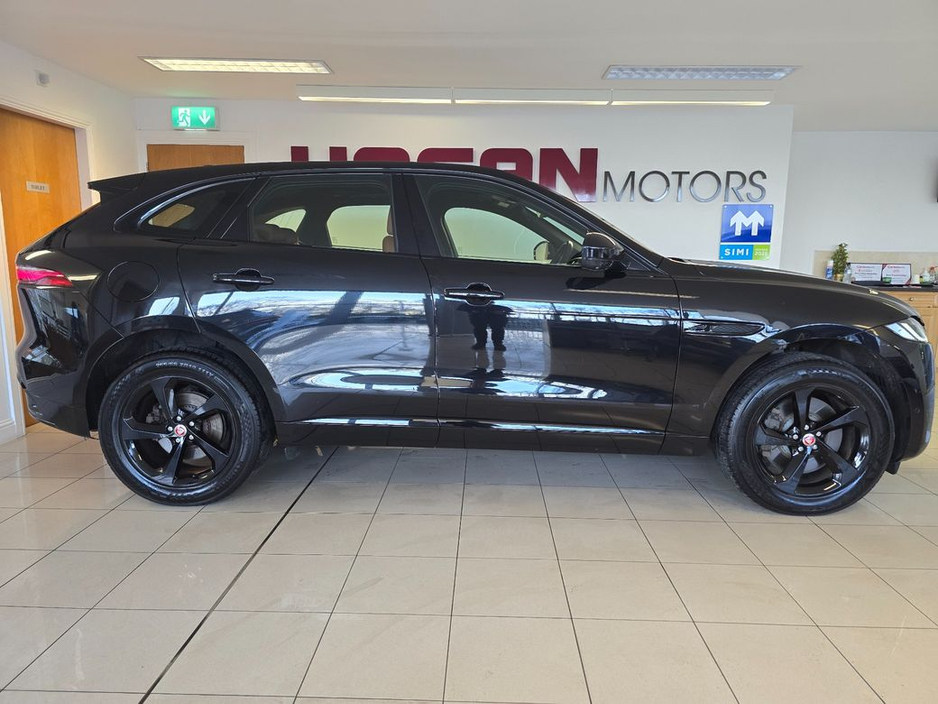 2021 Jaguar F-Pace P400e AWD R DYNAMIC PHEV HYBRID BLACK PACK €42,500