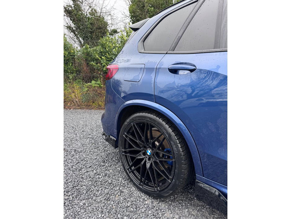 2020 BMW X5 - image 16