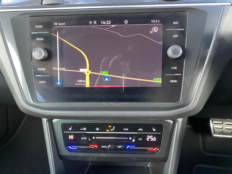 2023 Volkswagen Tiguan - image 16