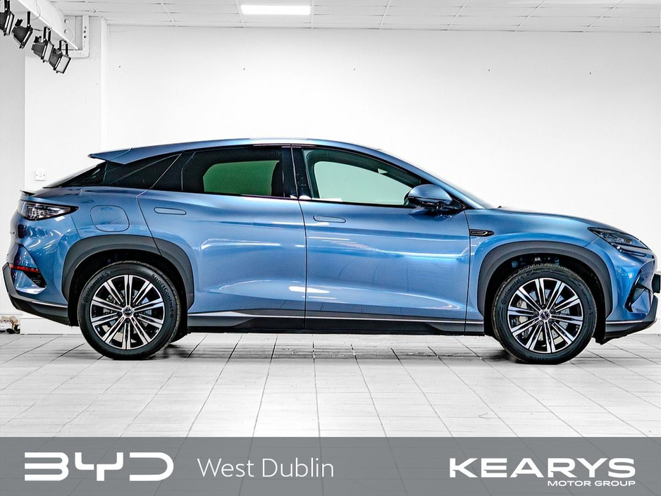 2025 BYD Sealion 7 - image 3