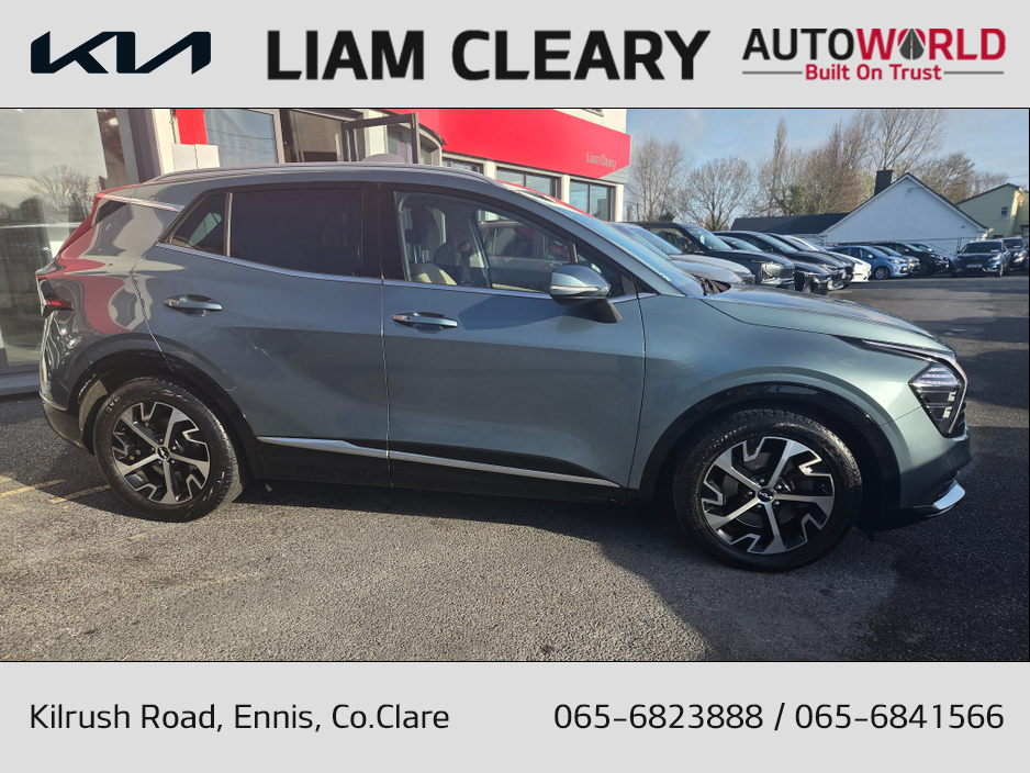 2022 Kia Sportage - image 2