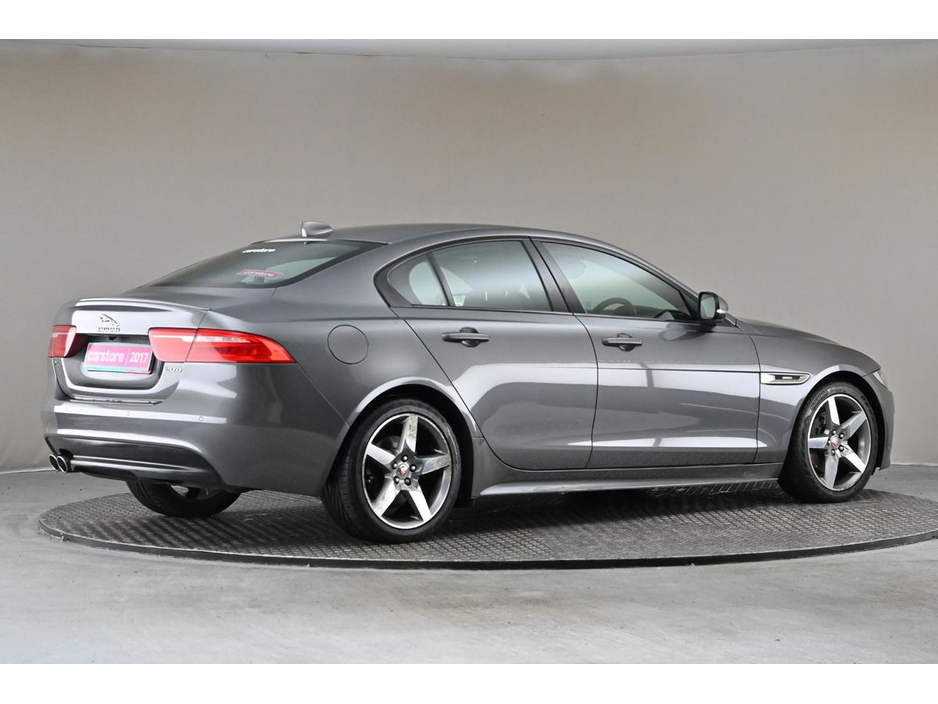 2017 Jaguar XE 2.0D R-SPORT 180BHP 6SPD €16,890
