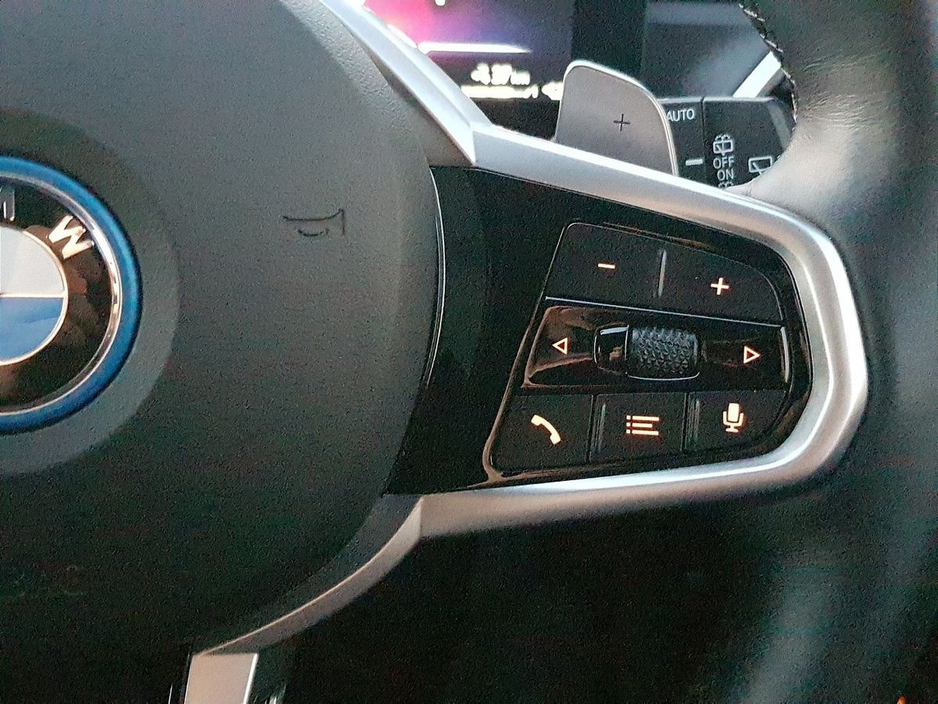 2025 BMW 3 Series 330e M Sport Touring €54,995