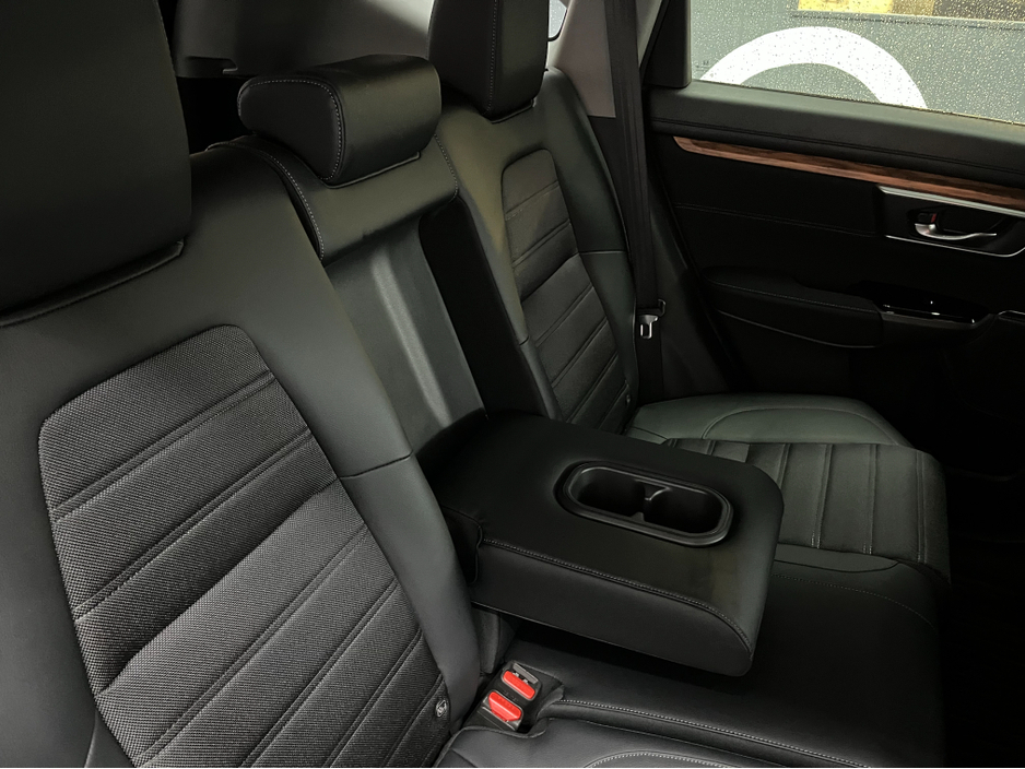 2021 Honda CR-V €32950 2021 HONDA CR-V HEV EX 2.0 AUTOMATIC / CRUISE CONTROL / REVERSE CAMERA / ELECTRIC MEMORY & HEATED SEATS / PADDLE SHIFTERS €32,950