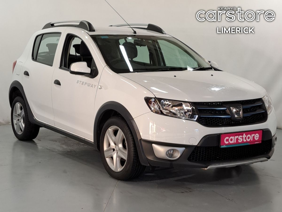 2015 Dacia Sandero Stepway TCe 90 S&S SIGNATURE €10,380