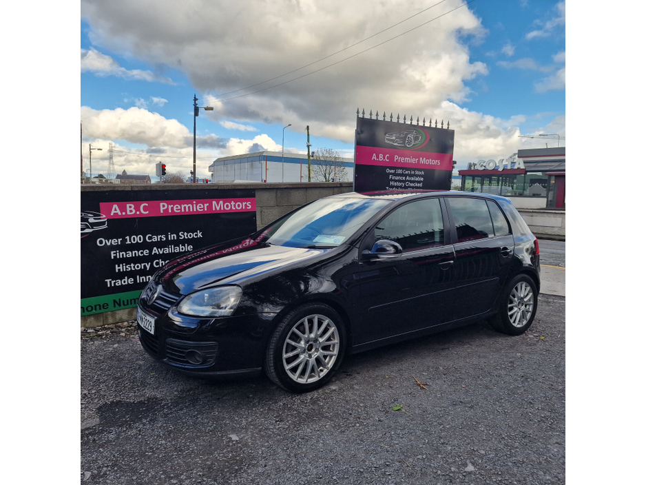 2008 Volkswagen Golf - image 5