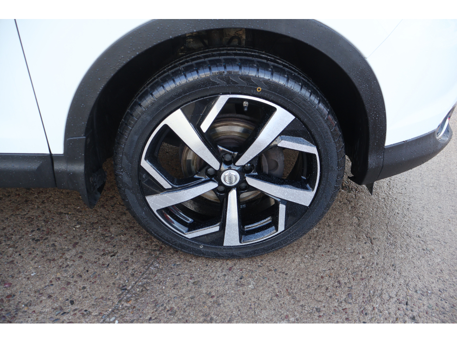 2016 Nissan Qashqai SV Very Low Mileage New Timing Belt & Tyres Exceptional! €13,495