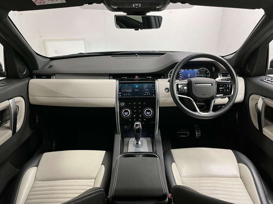 2023 Land Rover Discovery Sport - image 2