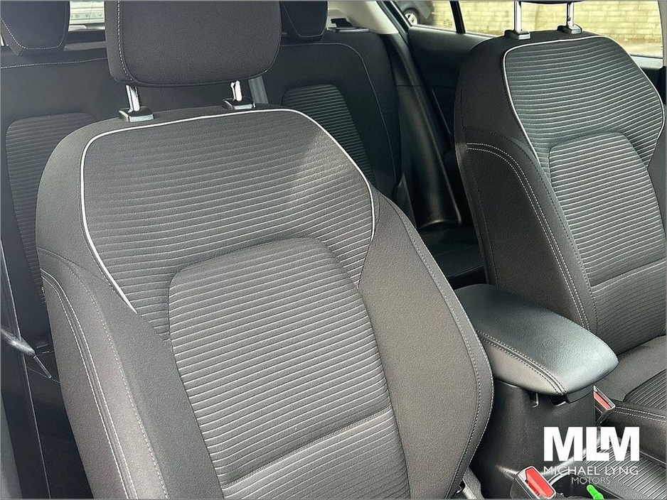 2024 Ford Focus 1.0L EcoBoost 125PS Titanium €28,495