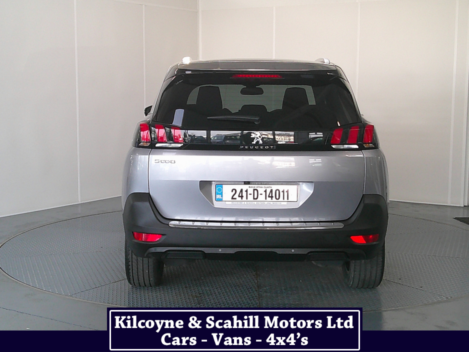 2024 Peugeot 5008 - image 6