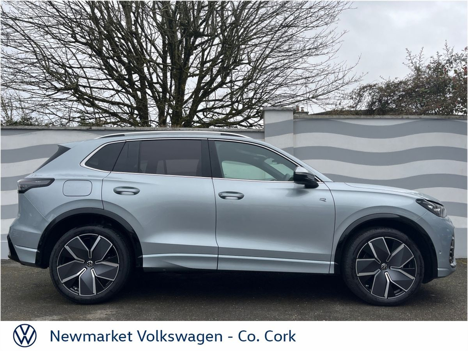 2026 Volkswagen Tiguan - image 7