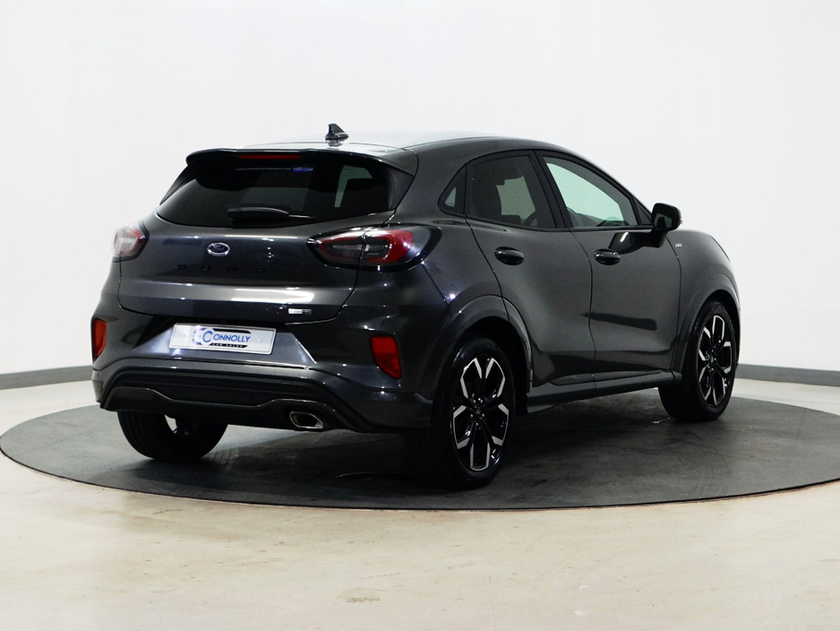 2023 Ford Puma - image 3