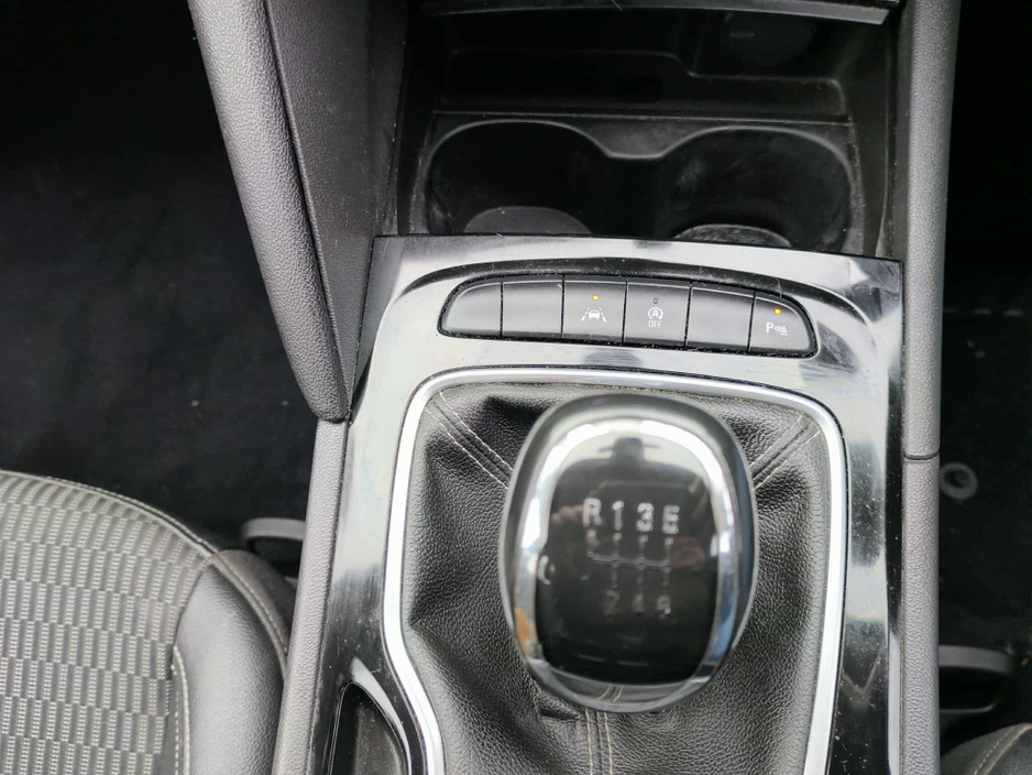 2018 Opel Insignia - image 14