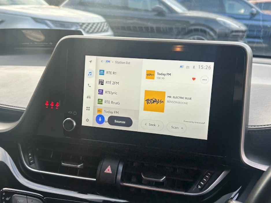 2023 Toyota C-HR 1.8 HYBRID SOL €24,945