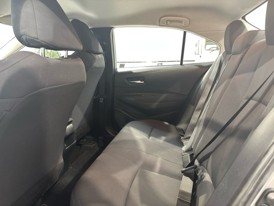 2019 Toyota Corolla - image 7