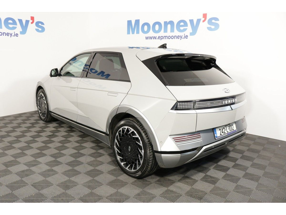 2024 Hyundai Ioniq 5 - image 5