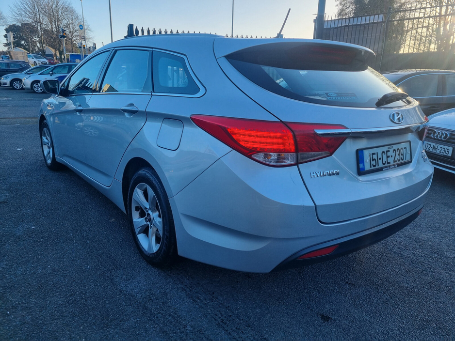 2015 Hyundai i40 - image 8