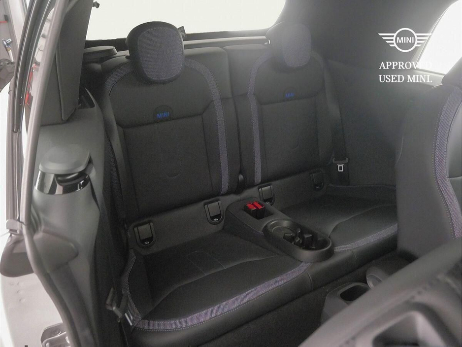 2025 MINI Hatch Cooper C €44,900