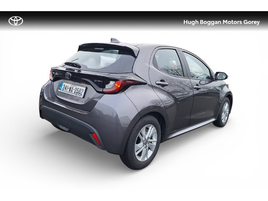 2024 Toyota Yaris HYBRID 115 LUNA €26,950