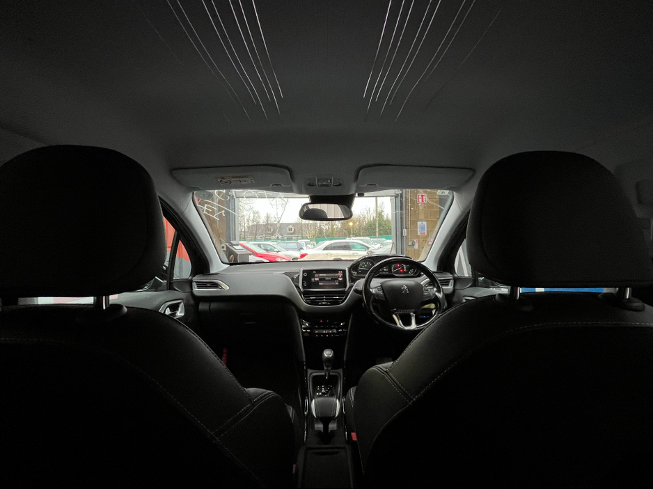 2017 Peugeot 2008 €12950 2017 PEUGEOT 2008 ALLURE 1.2 AUTOMATIC / CRUISE CONTROL AND MORE €12,950