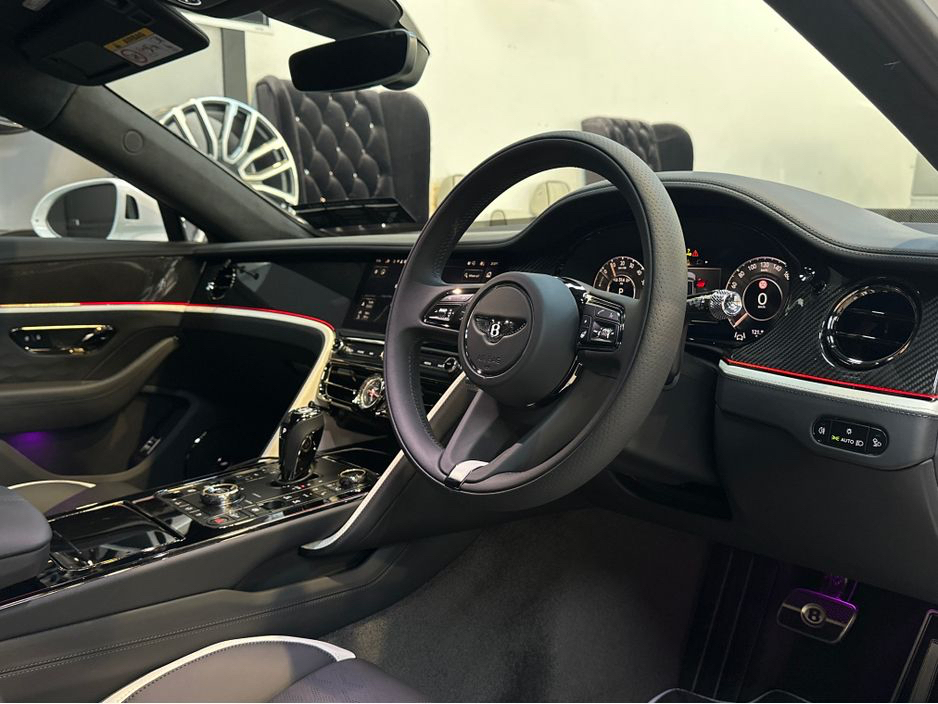 2025 Bentley Flying Spur - image 16