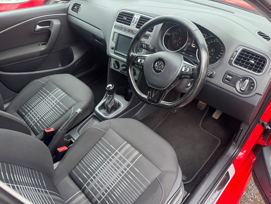 2016 Volkswagen Polo 1.0 5DR 75HP Lounge €9,950
