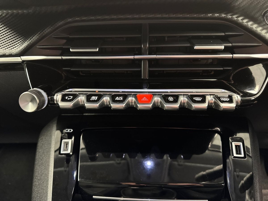 2021 Peugeot 2008 - image 17