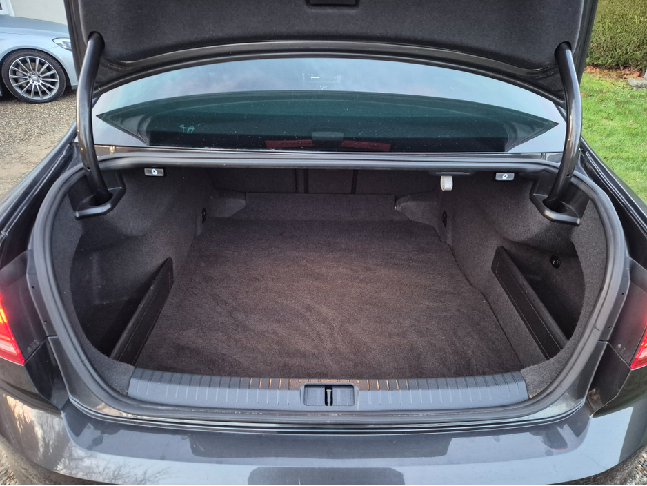 2018 Volkswagen Passat 2.0 TDI SE BUSINESS BLUEMOTION 150PS 4DR €16,995