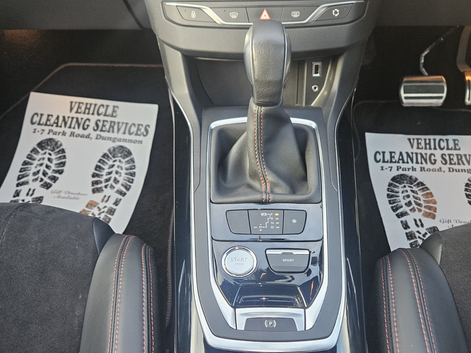 2016 Peugeot 308 - image 27