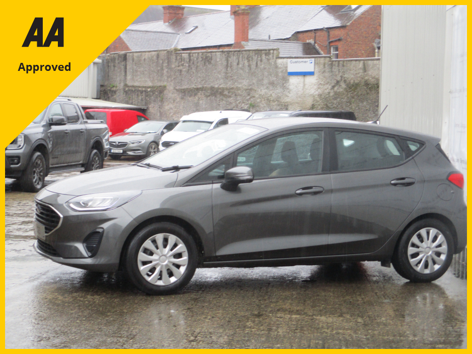 2023 Ford Fiesta - image 25