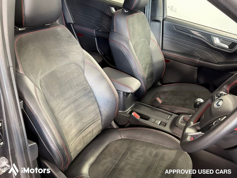 2022 Ford Kuga - image 20