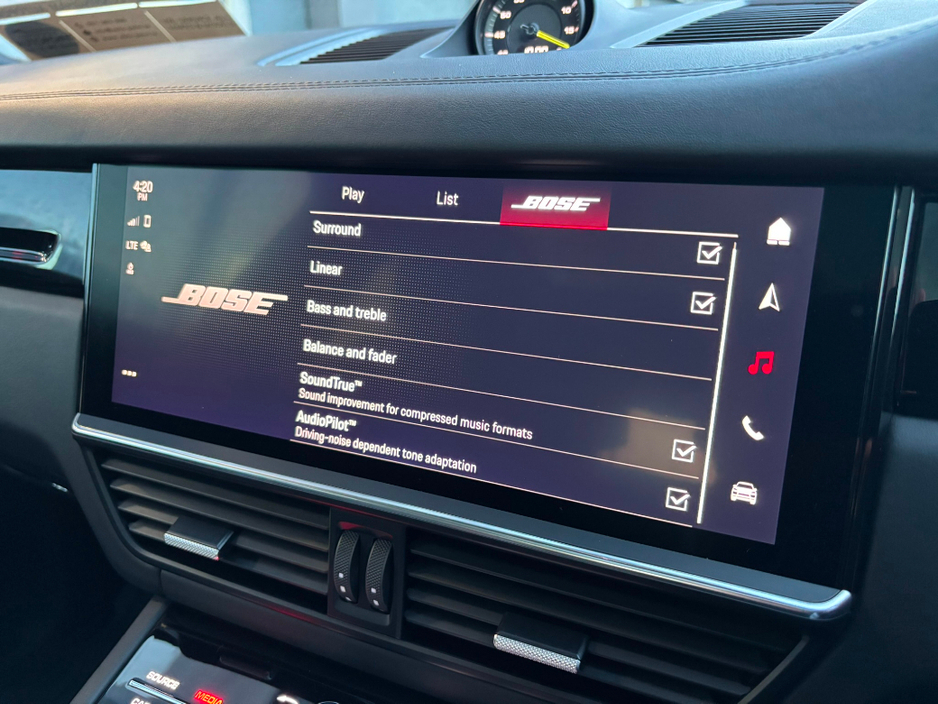 2022 Porsche Cayenne Coupe 3.0 V6 e-hybrid €73,995