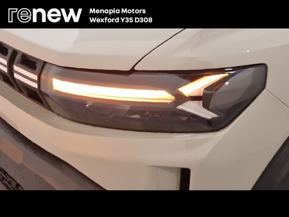 2026 Dacia Duster Extreme HEV 155 €36,135