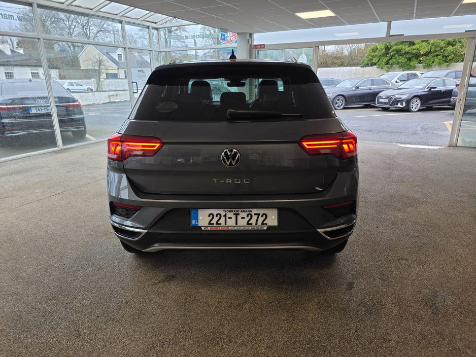 2022 Volkswagen T-Roc - image 6