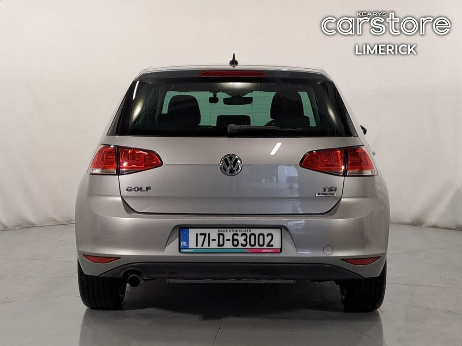 2017 Volkswagen Golf - image 4