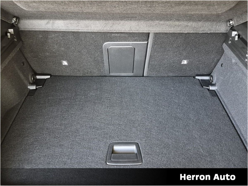 2024 Opel Astra - image 10