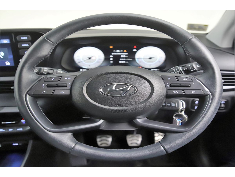 2023 Hyundai Bayon - image 14