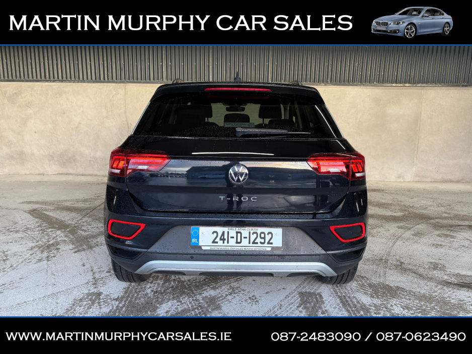 2024 Volkswagen T-Roc - image 5