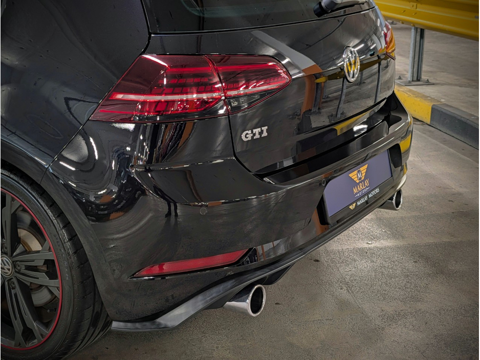 2018 Volkswagen Golf - image 11