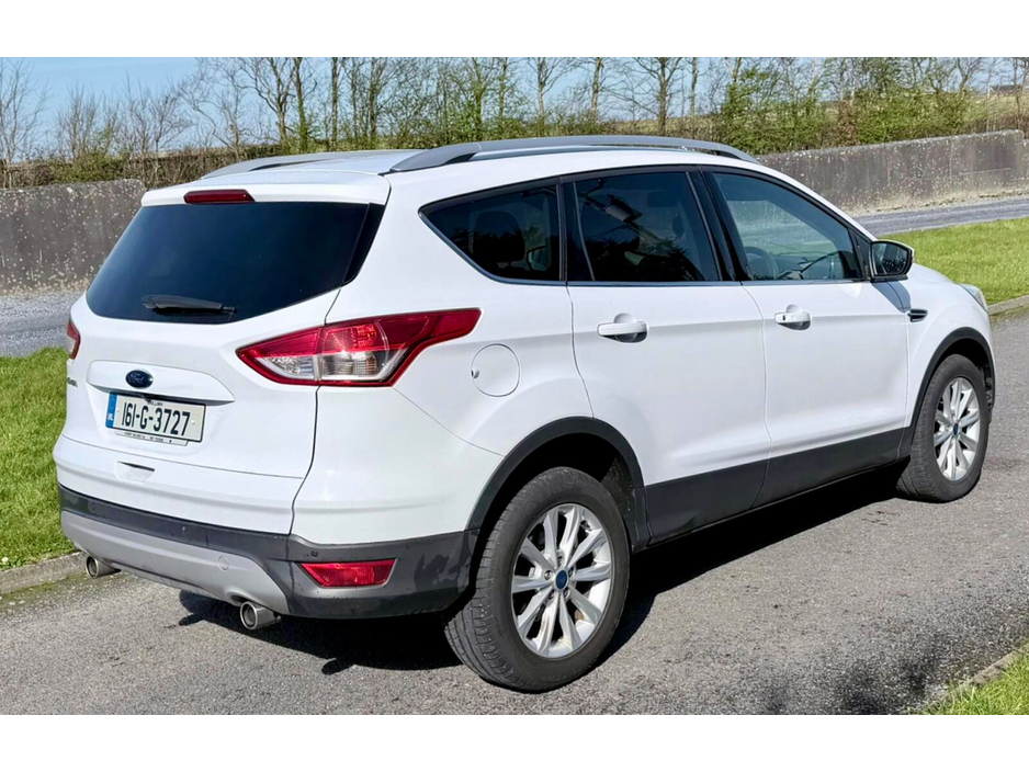 2016 Ford Kuga - image 5