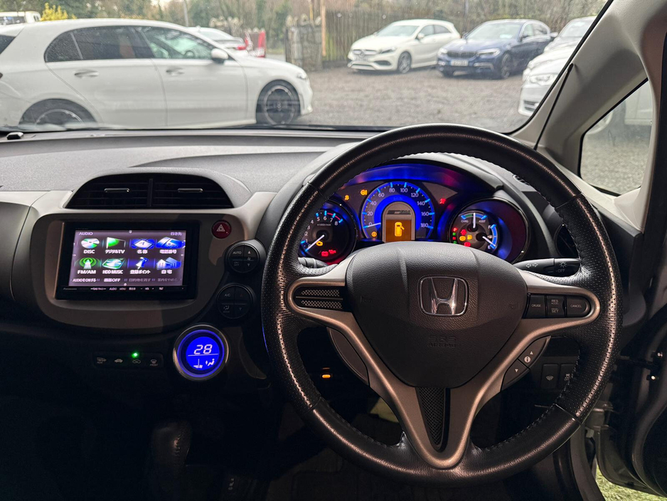 2012 Honda Fit - image 11