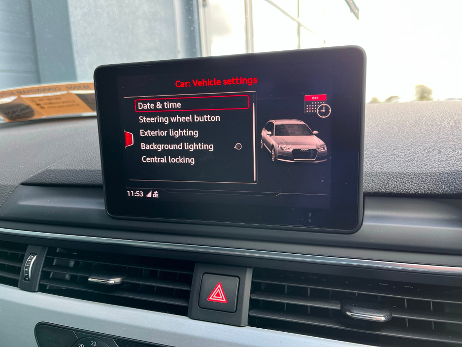 2018 Audi A4 - image 22