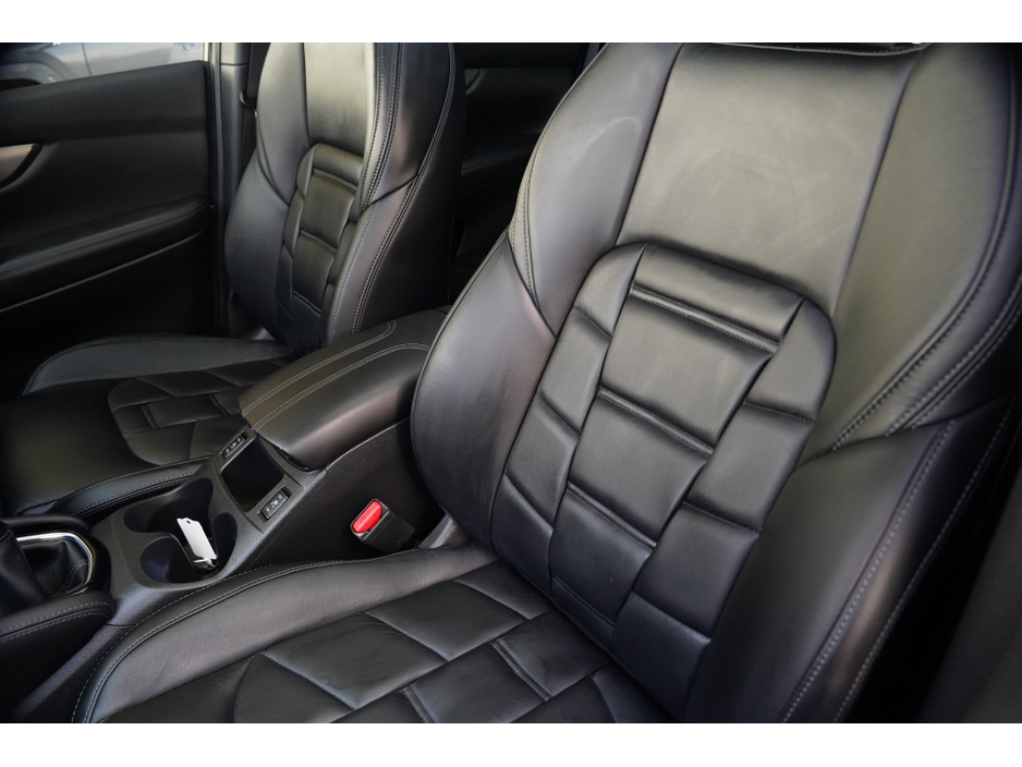 2017 Nissan Qashqai - image 24