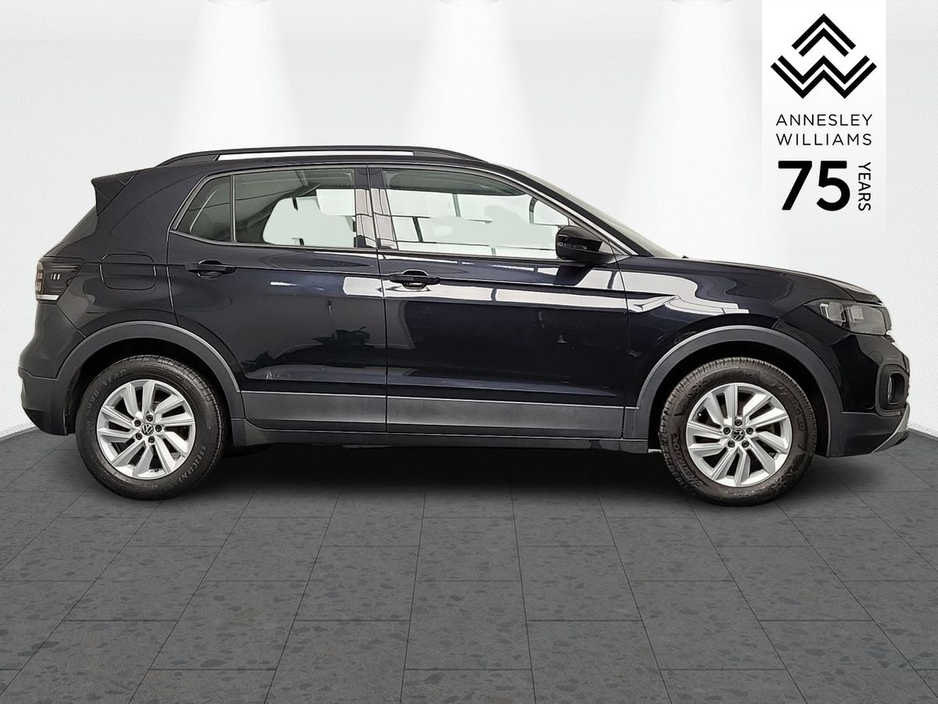 2022 Volkswagen T-Cross - image 10
