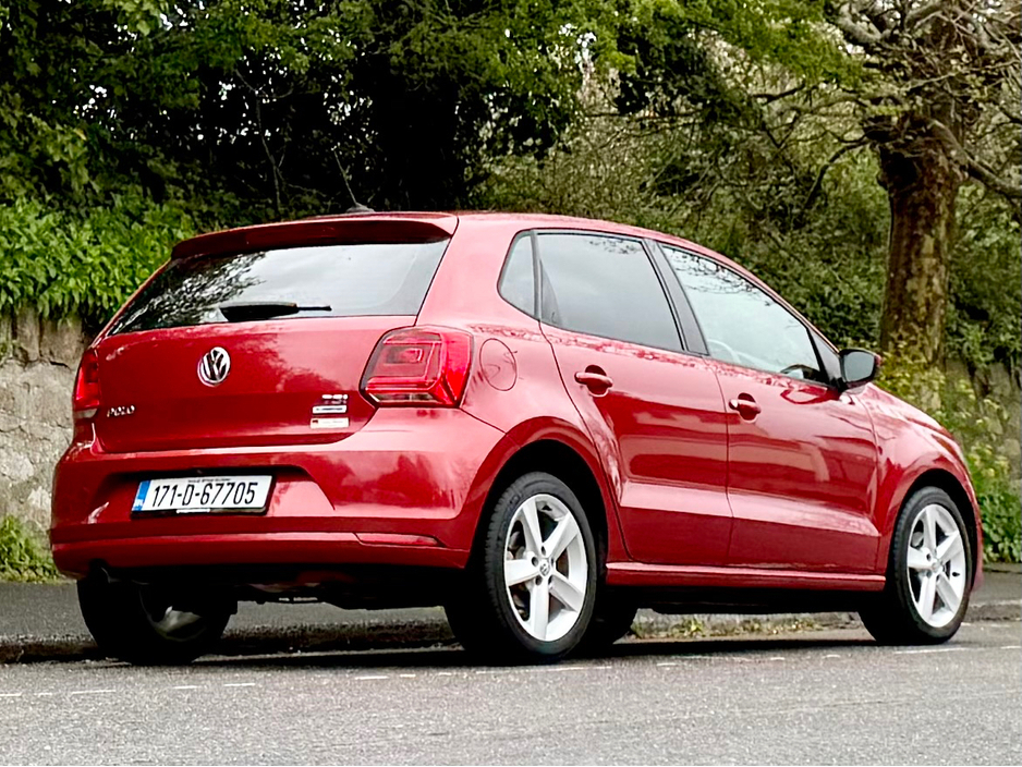 2017 Volkswagen Polo - image 6